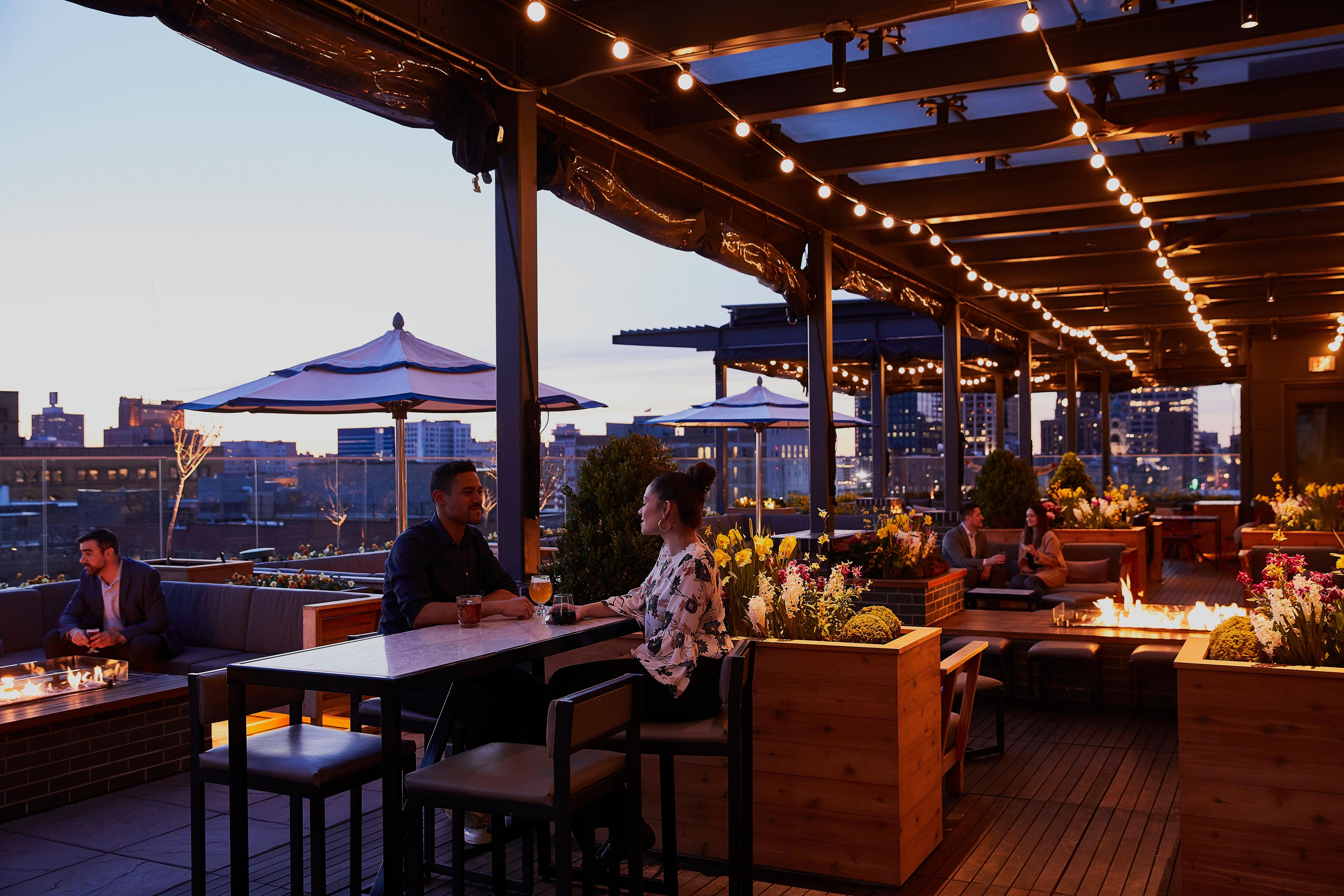 Kimpton Journeyman Hotel By Ihg Milwaukee Exterior photo