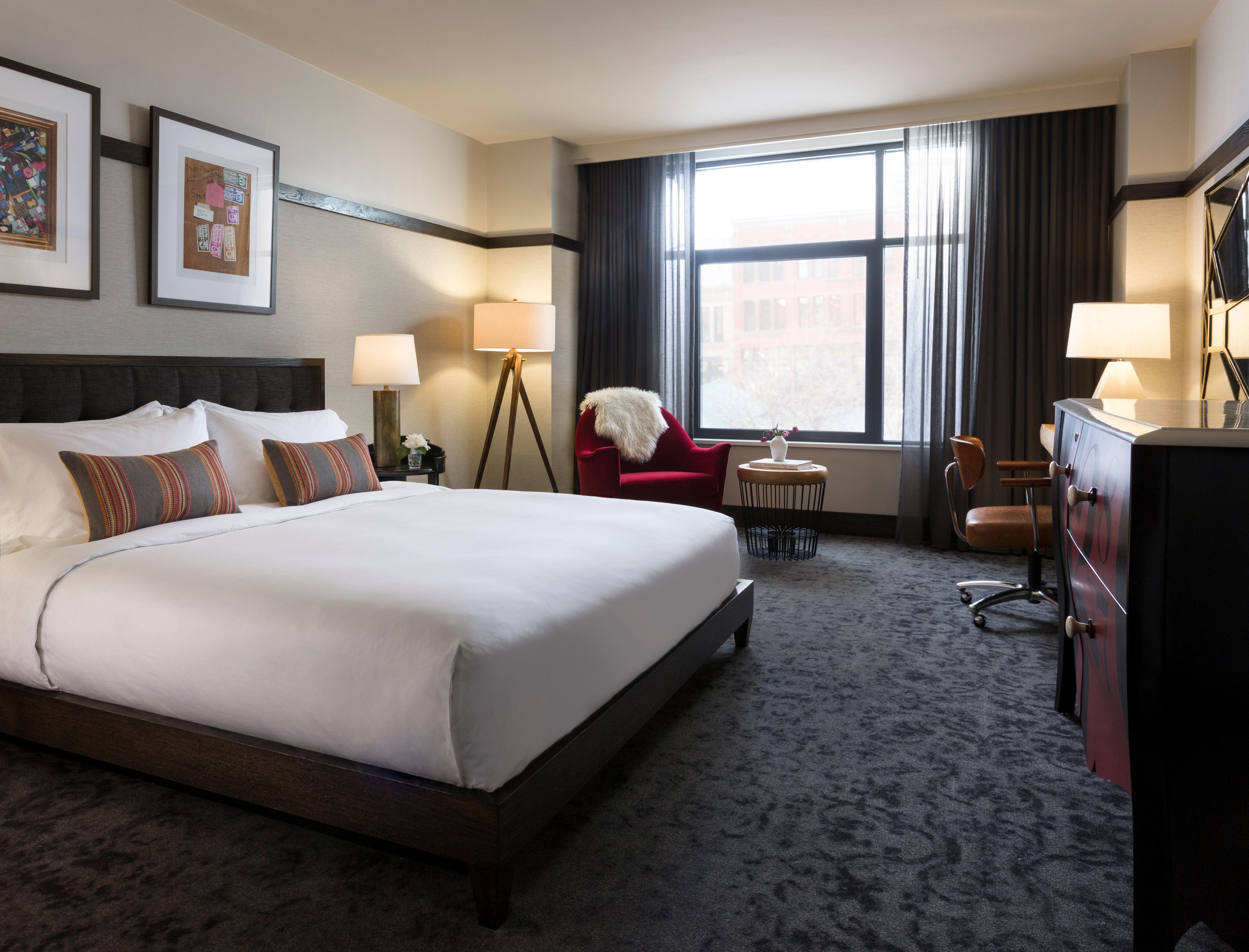 Kimpton Journeyman Hotel By Ihg Milwaukee Exterior photo
