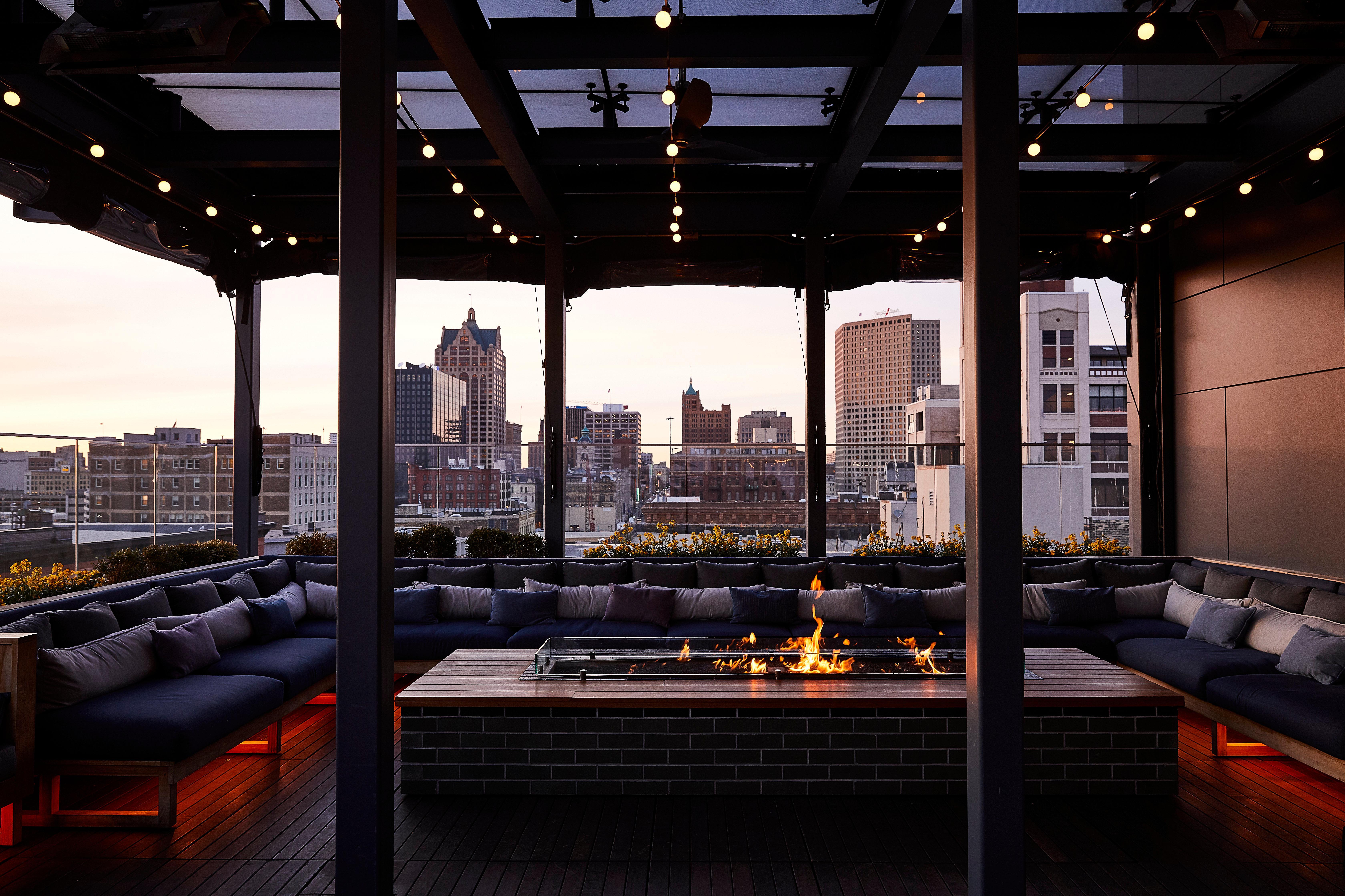 Kimpton Journeyman Hotel By Ihg Milwaukee Exterior photo